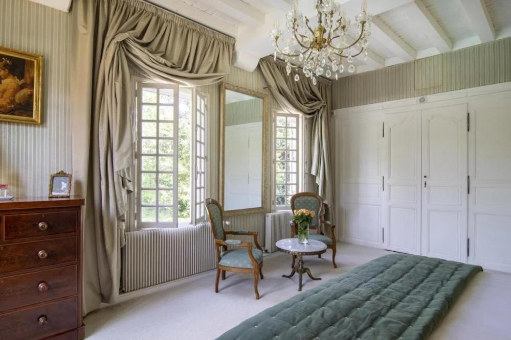 Bed and Breakfast Manoir Du Bois Mignon Le Fleix Exterior foto